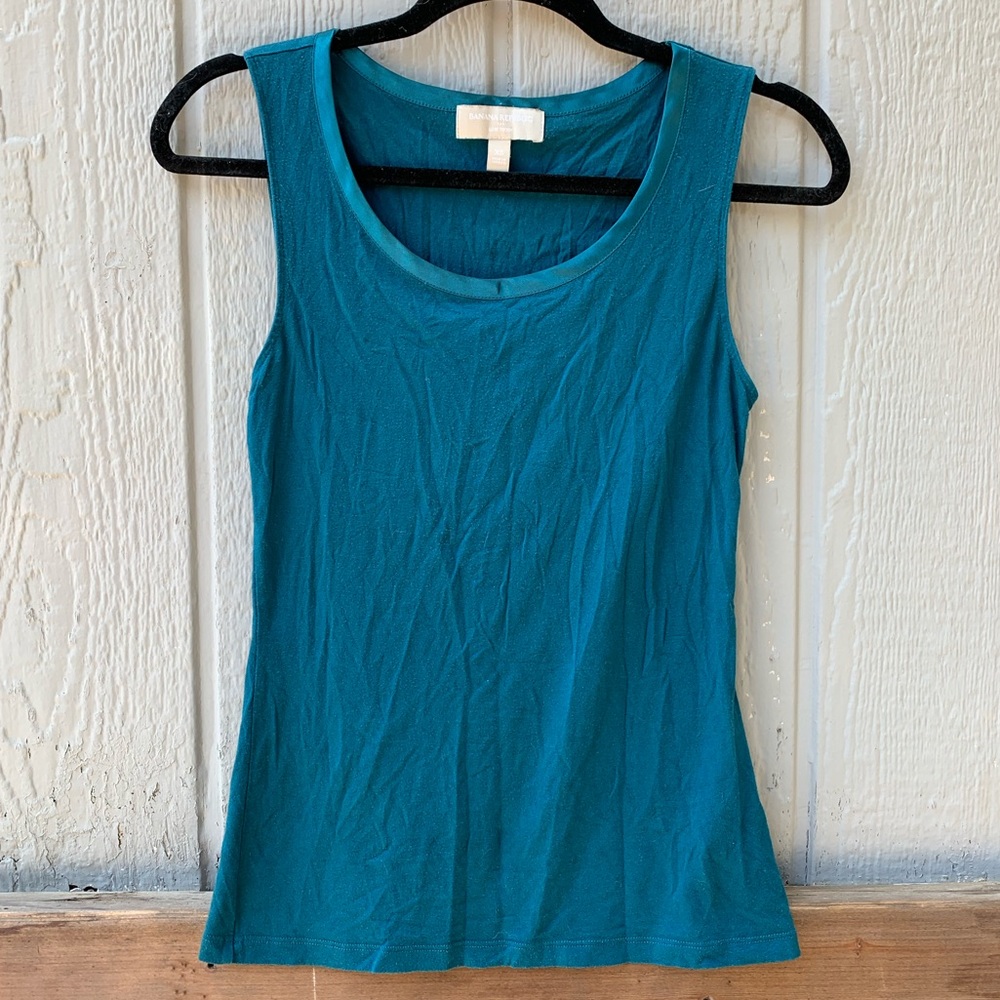 Banana Republic teal sleeveless satin trim basic wide strap layering tank top